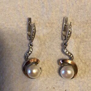 Dingling Silver and rose gold earrings with pearl and CZ